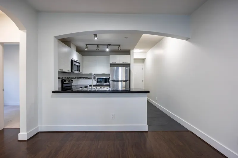 311 7428 BYRNEPARK WALK - photo 4 of 25