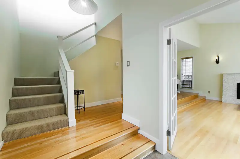 4063 W 33RD AVENUE - photo 3 of 33