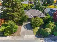 2066 149 STREET - thumbnail 1