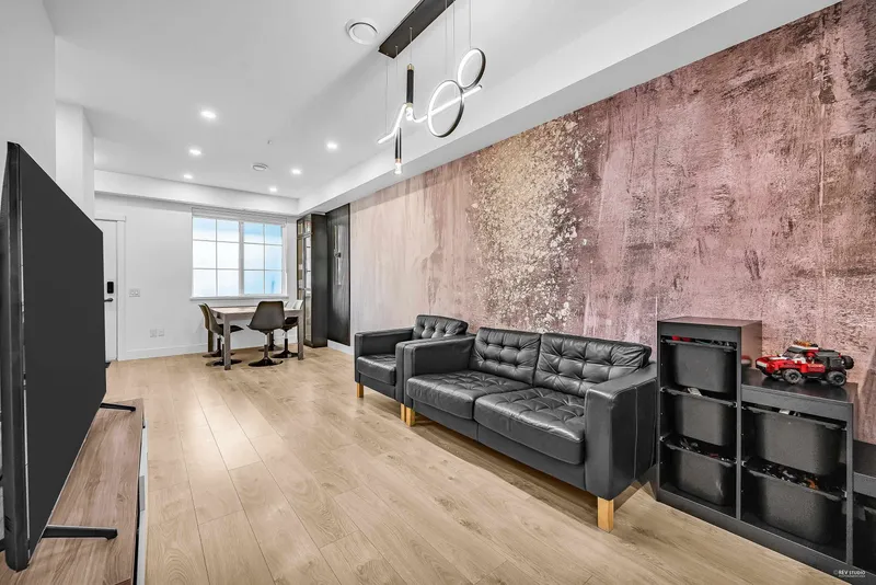 12 8888 SPIRES ROAD - photo 3 of 24