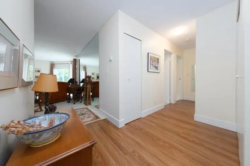 102 1355 WINTER STREET - photo 2 of 23