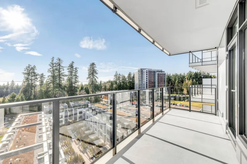 802 6138 BIRNEY AVENUE - photo 2 of 25