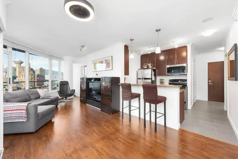 2203 58 KEEFER PLACE - photo 1 of 32