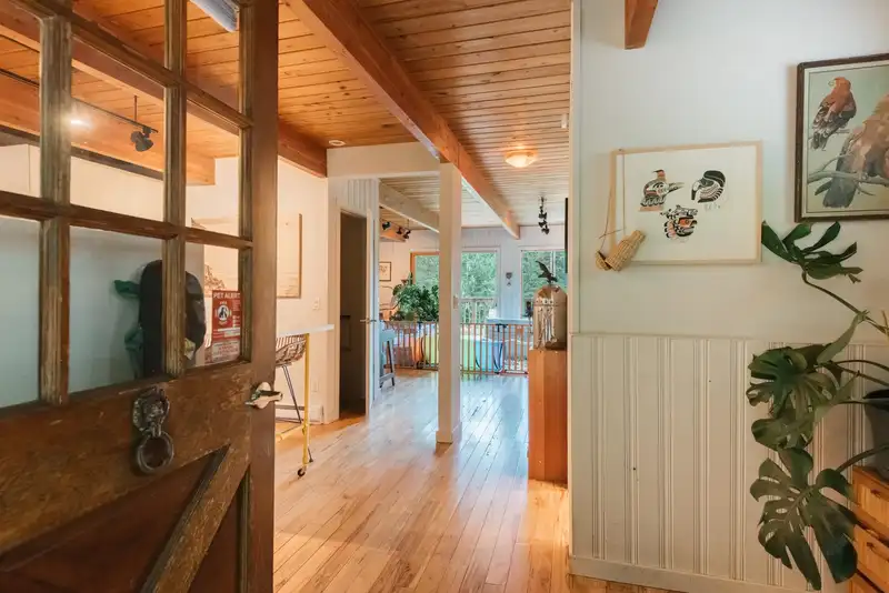 2617 SUNSHINE COAST HIGHWAY - photo 4 of 31