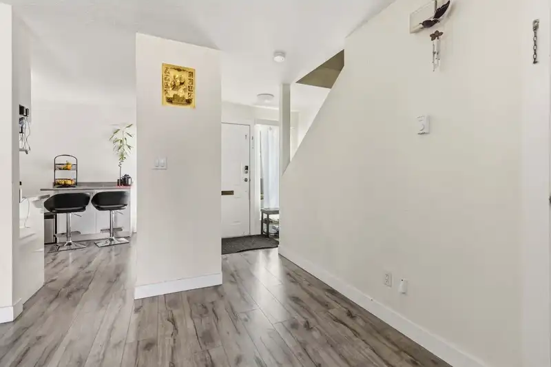 286 32550 MACLURE ROAD - photo 4 of 28