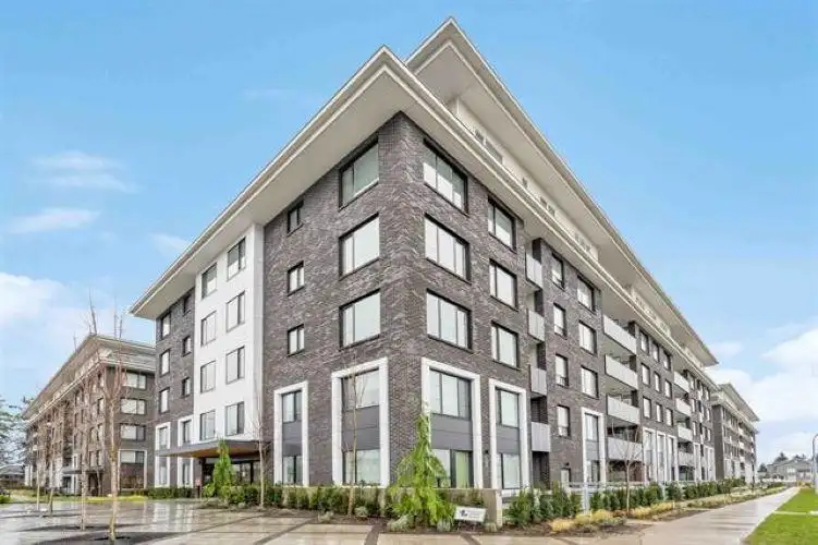 510 15848 FRASER HIGHWAY - photo 1 of 15