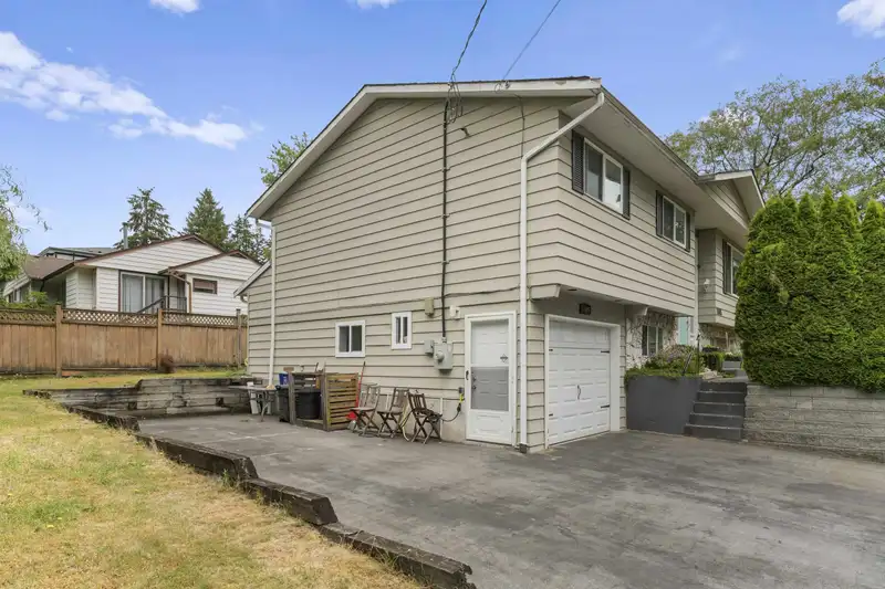 11695 76A AVENUE - photo 1 of 40