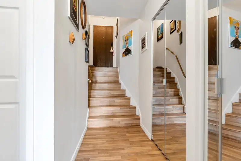 207 2080 MAPLE STREET - photo 3 of 22