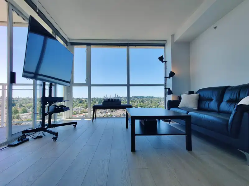 1602 4028 KNIGHT STREET - photo 2 of 20