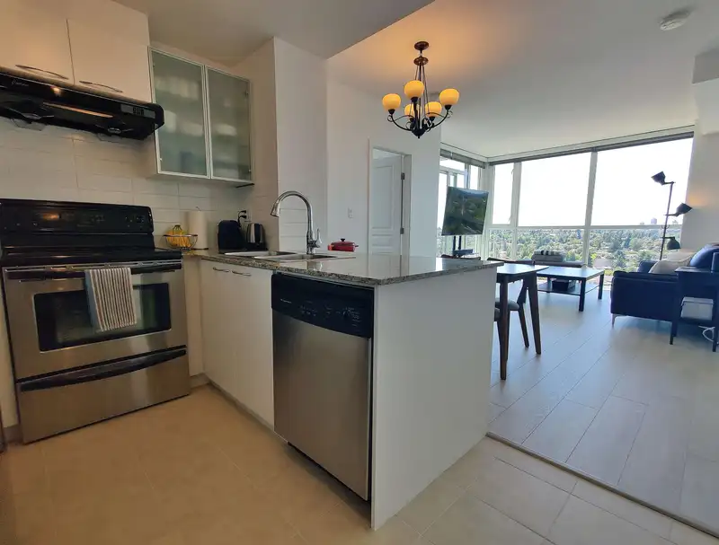 1602 4028 KNIGHT STREET - photo 4 of 20