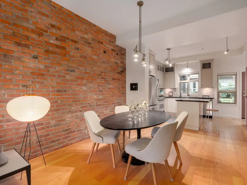 124 250 SALTER STREET - photo 4 of 25