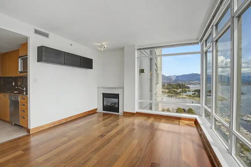 1903 1616 BAYSHORE DRIVE - photo 4 of 29