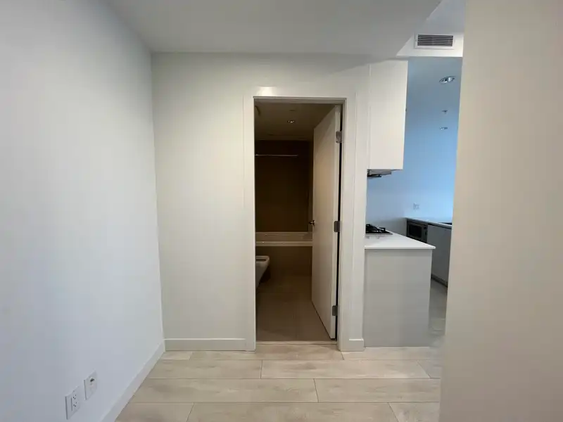 3801 6098 STATION STREET - photo 4 of 13