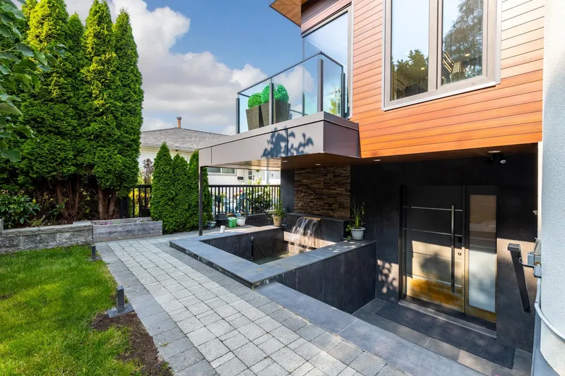 2863 W KING EDWARD AVENUE - photo 3 of 25