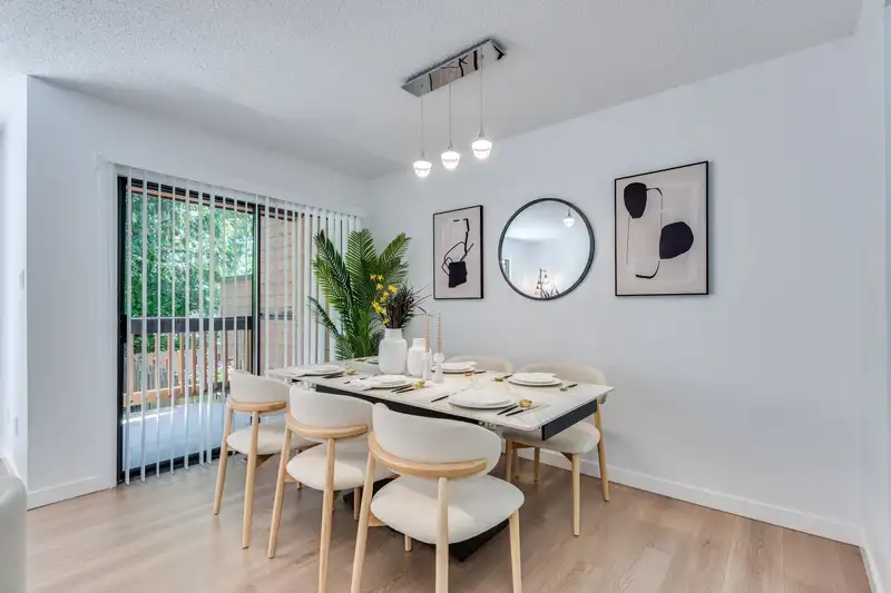 410 CARDIFF WAY - photo 4 of 26