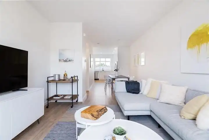 5 15255 SITKA DRIVE - photo 4 of 18