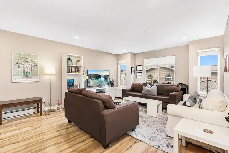 1140 BENNET DRIVE - photo 4 of 21