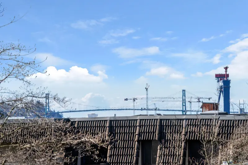 201 225 W 3RD STREET - photo 4 of 25