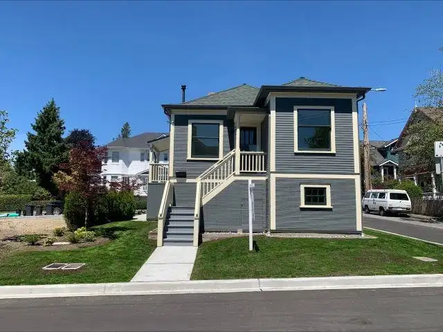 221 TOWNSEND PLACE - photo 1 of 32