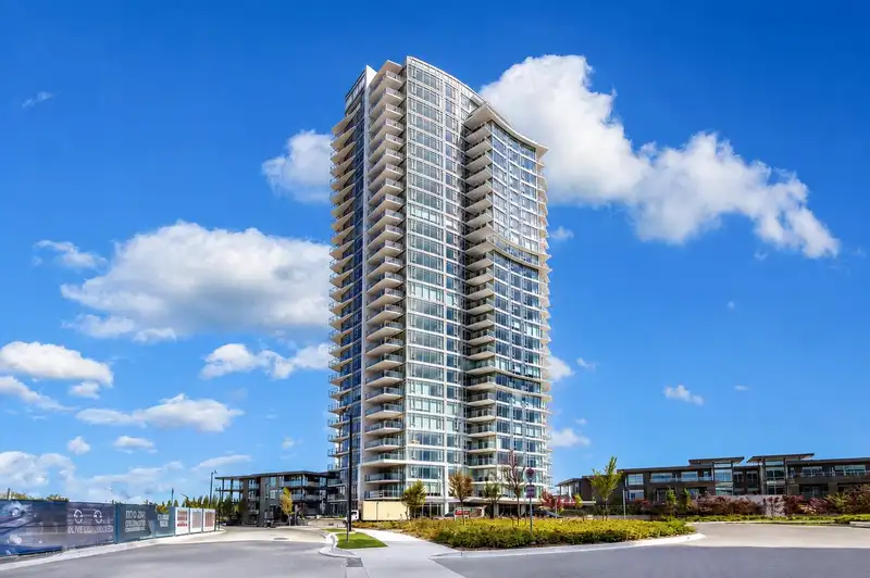 405 7769 PARK CRESCENT - photo 1 of 18