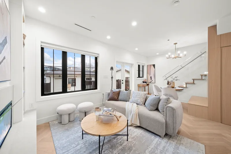 2793 W 21ST AVENUE - photo 4 of 25