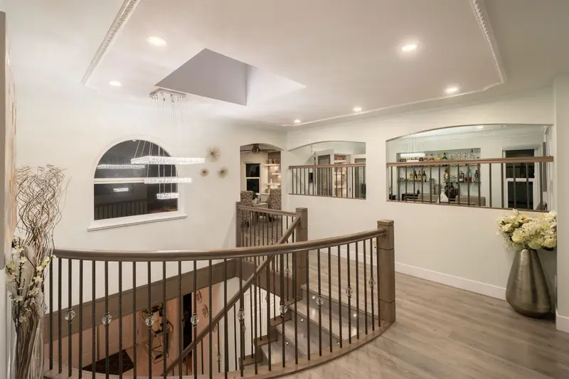 12451 90A AVENUE - photo 4 of 25