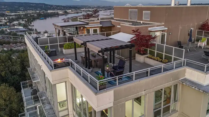 2607 271 FRANCIS WAY - photo 1 of 40