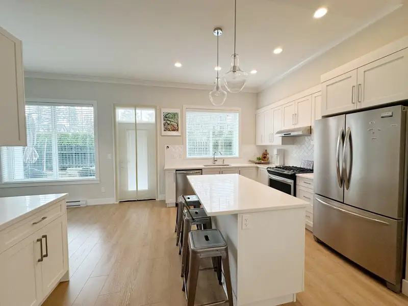 9 2855 158 STREET - photo 3 of 25