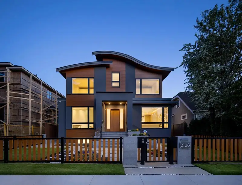 1 2128 W 21ST AVENUE - photo 1 of 25