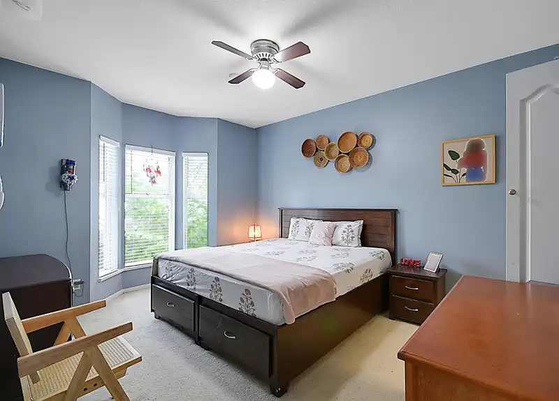 118 13918 72 AVENUE - photo 1 of 29