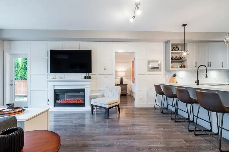 211 14550 WINTER CRESCENT - photo 1 of 32