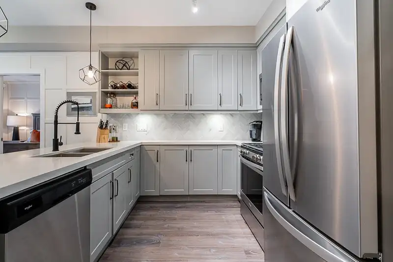 211 14550 WINTER CRESCENT - photo 3 of 32