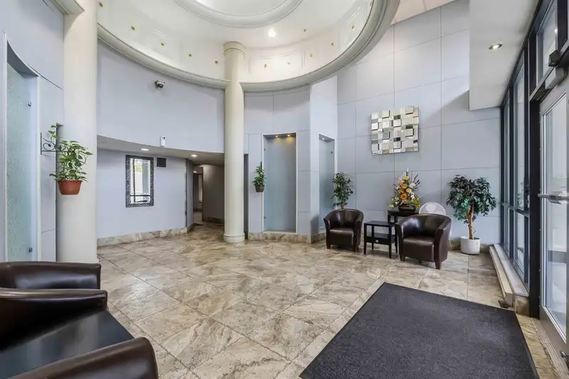 504 10899 UNIVERSITY DRIVE - photo 4 of 12