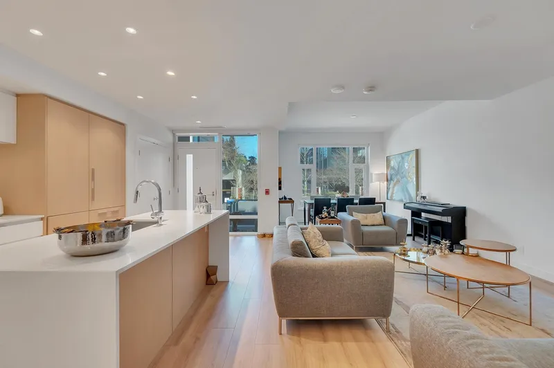 107 1500 FERN STREET - photo 4 of 25