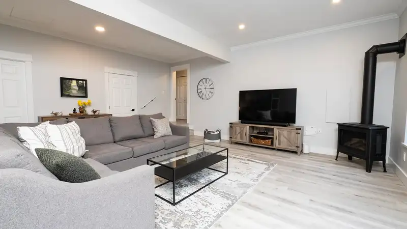 1148 GOWER POINT ROAD - photo 4 of 40
