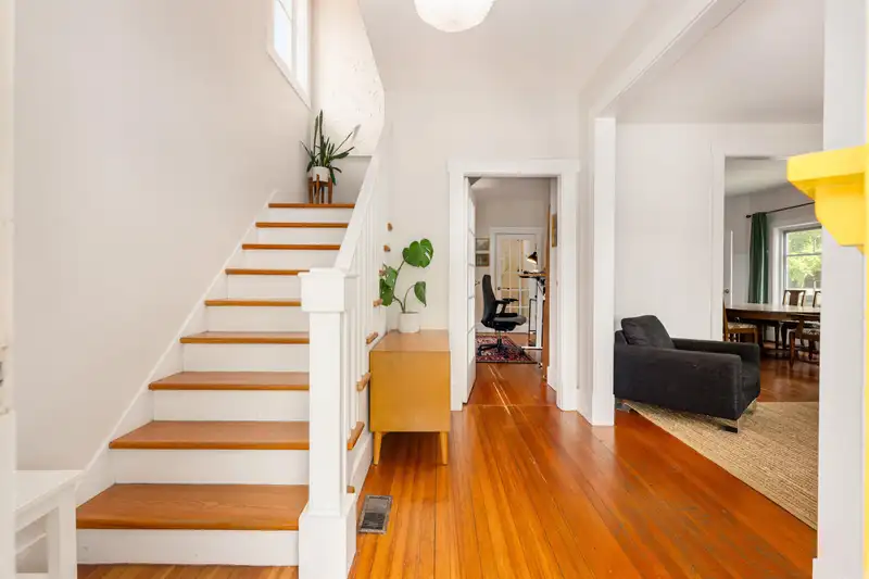 301 FOURTH AVENUE - photo 3 of 40