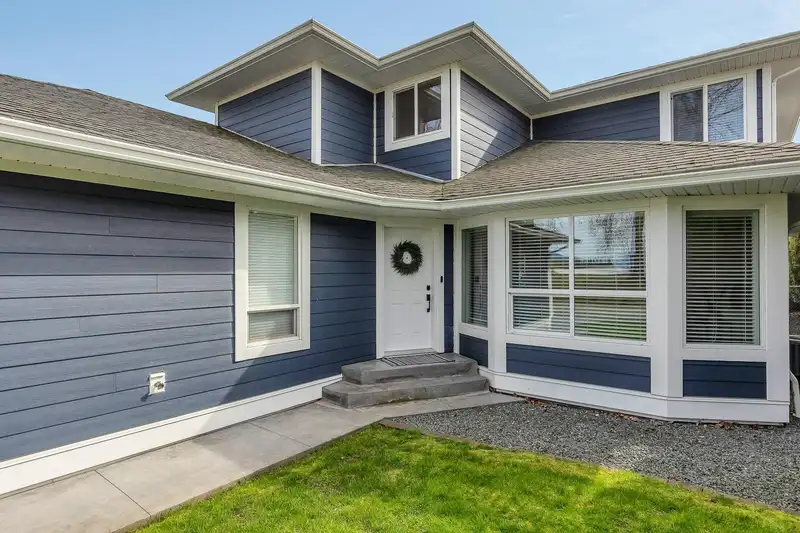 46006 BRITTON AVENUE - photo 3 of 40