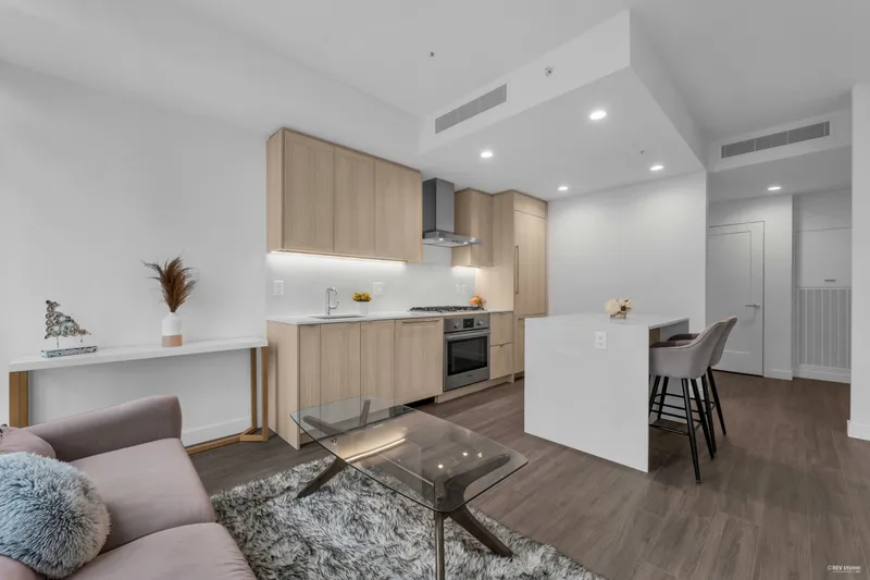 1807 2351 BETA AVENUE - photo 1 of 25