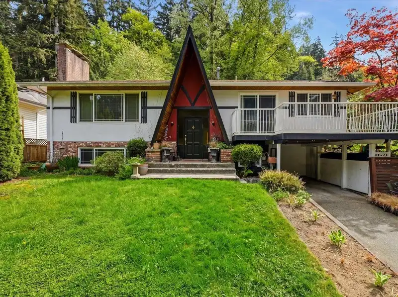 1444 RIVERSIDE DRIVE - photo 1 of 24