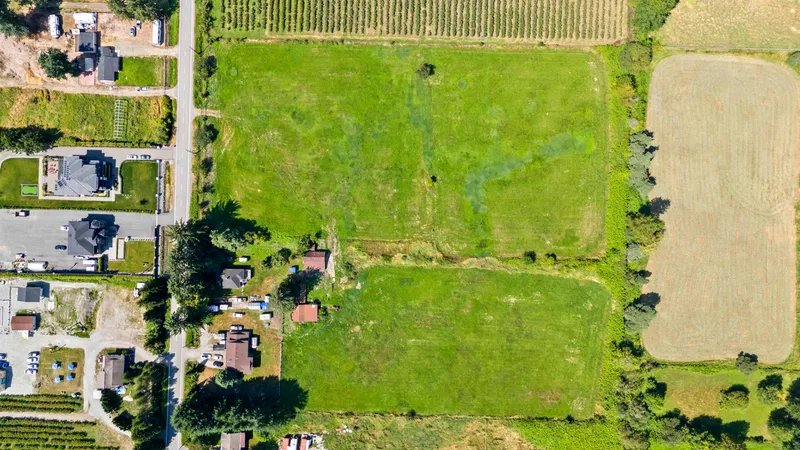 489 PRAIRIE AVENUE - photo 4 of 25