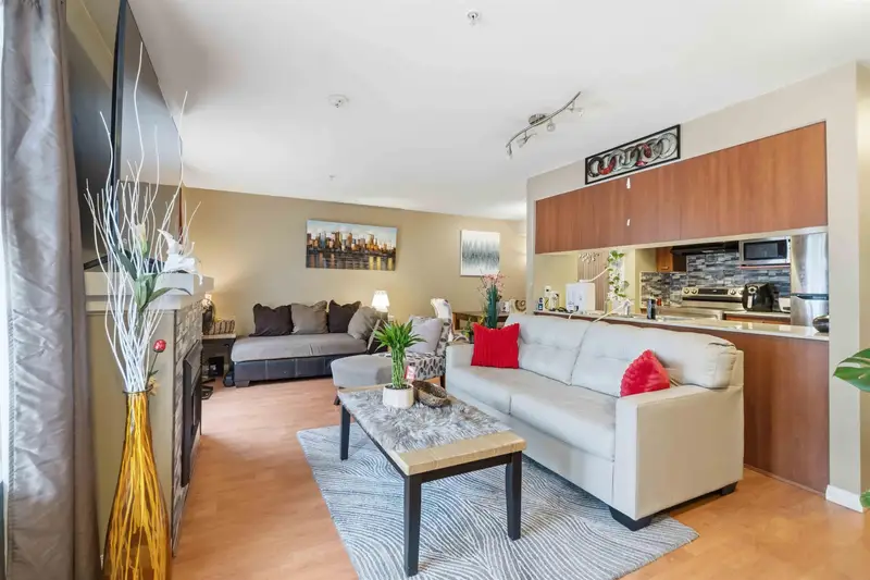 16 188 SIXTH ST STREET - photo 4 of 25