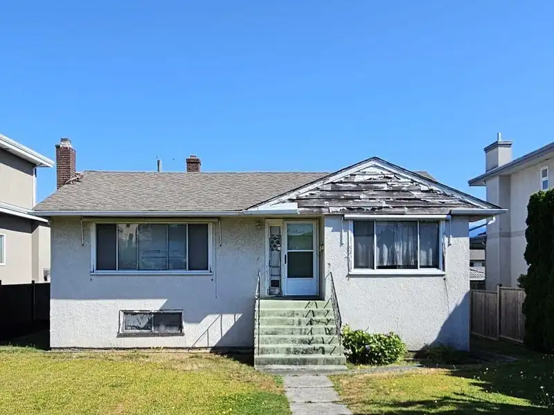 3737 FOREST STREET - photo 1 of 6