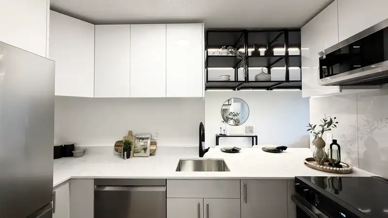 201 1990 W 6TH AVENUE - photo 3 of 18
