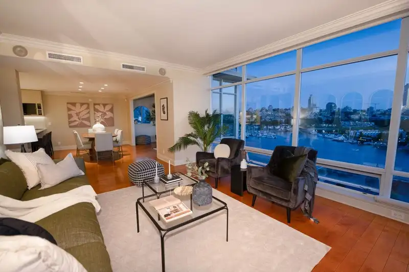 1202 428 BEACH CRESCENT - photo 3 of 40