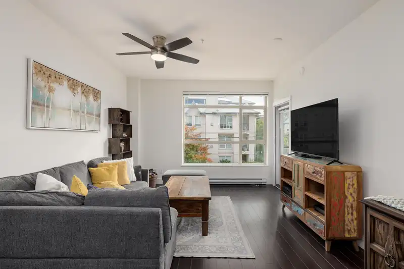 212 2436 KELLY AVENUE - photo 1 of 16