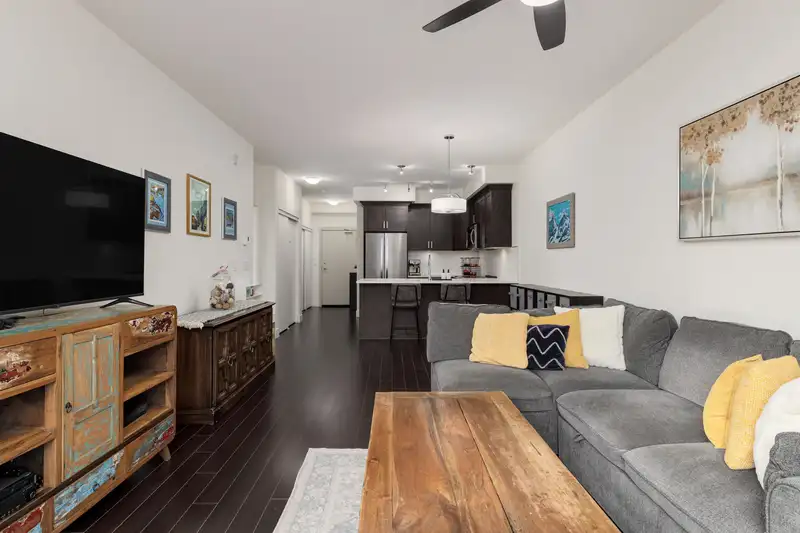 212 2436 KELLY AVENUE - photo 3 of 16