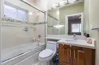 2643 E 8TH AVENUE - thumbnail 17