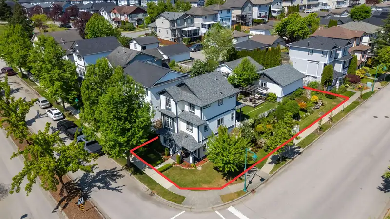 4330 BILL REID TERRACE - photo 1 of 39