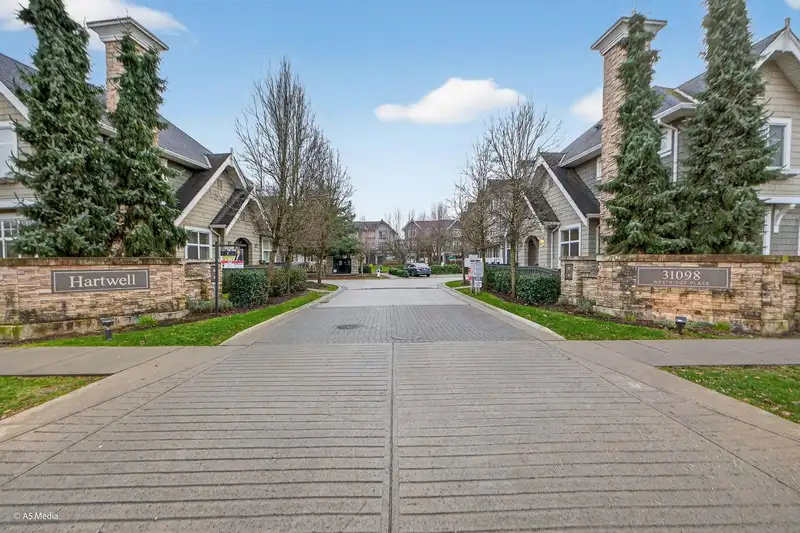 56 31098 WESTRIDGE PLACE - photo 2 of 40