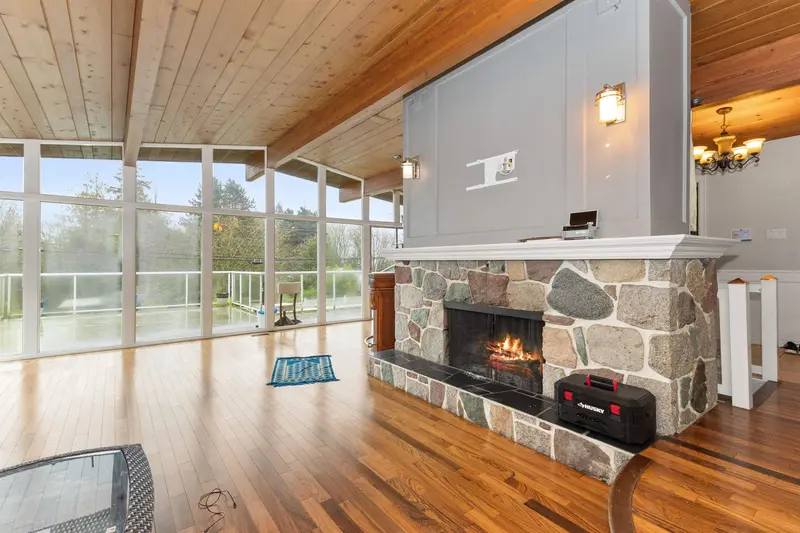 11875 99A AVENUE - photo 3 of 25